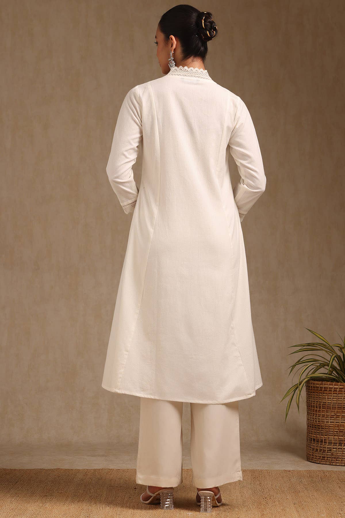 Off White Cotton Solid V-Neck Lace Inserts A-Line Kurta With Front Pleats - Image 5